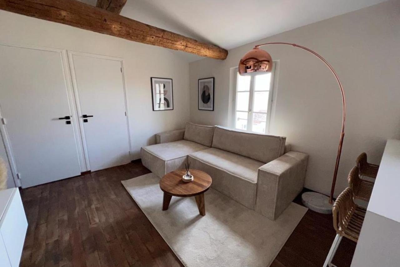 Apartment With Mediterranean Charm In The Heart Of The Provencal Market Антиб Экстерьер фото